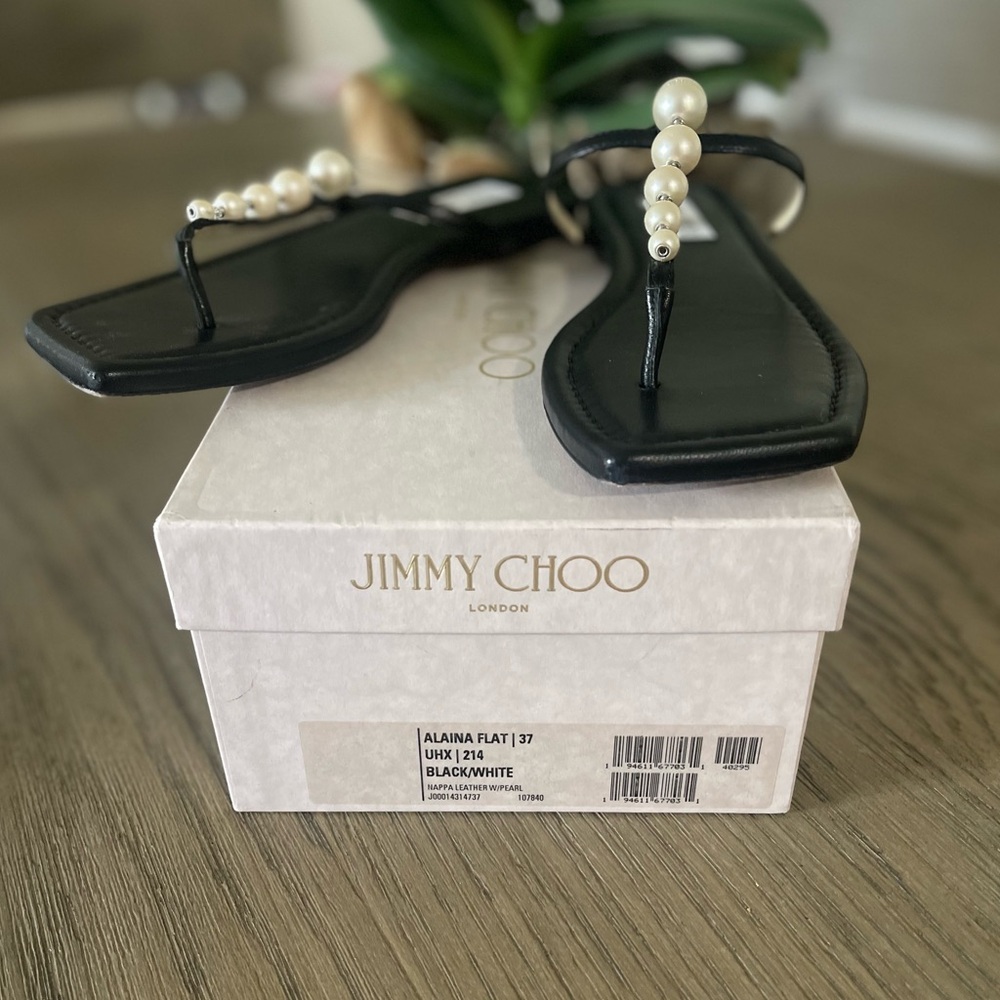 Jimmy choo Flats, size 37 in Black.